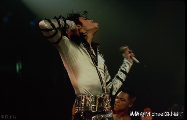 萧敬腾中国好声音（求婚成功的萧敬腾唱功如何网友他唱的无法直视硬核分析） 